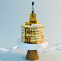 Торт с гитарой Торт с гитарой