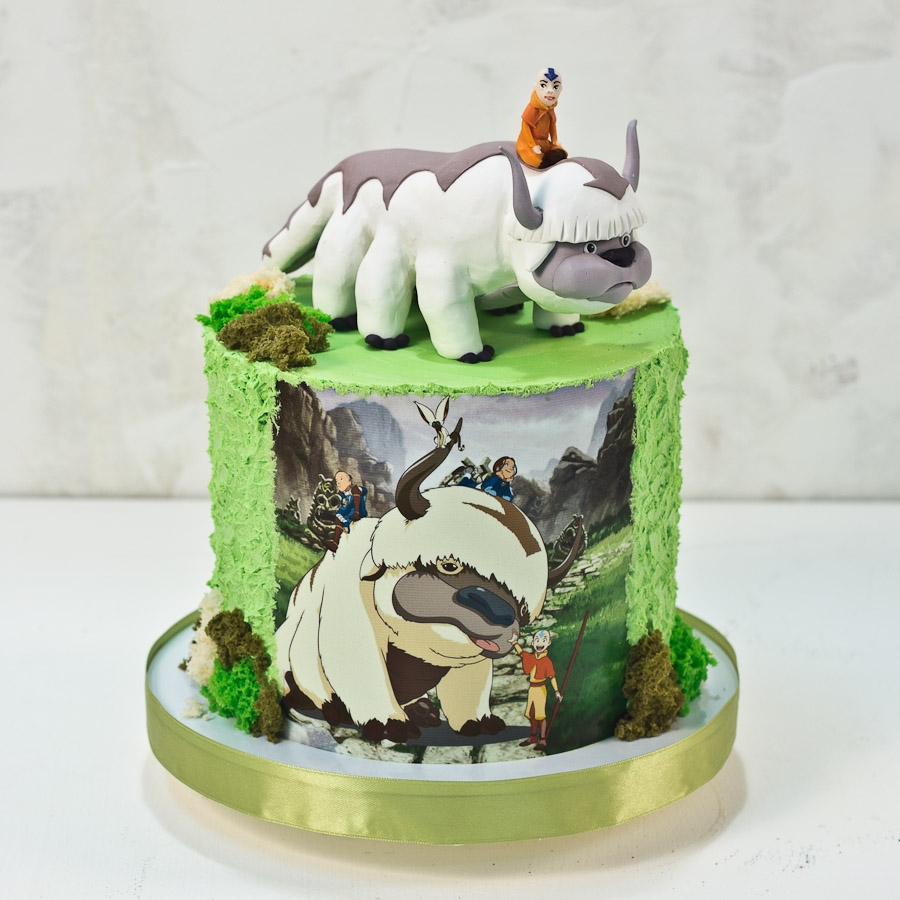 Легендарные торты. Торт с фигурками аватар. Торт декор аватар.